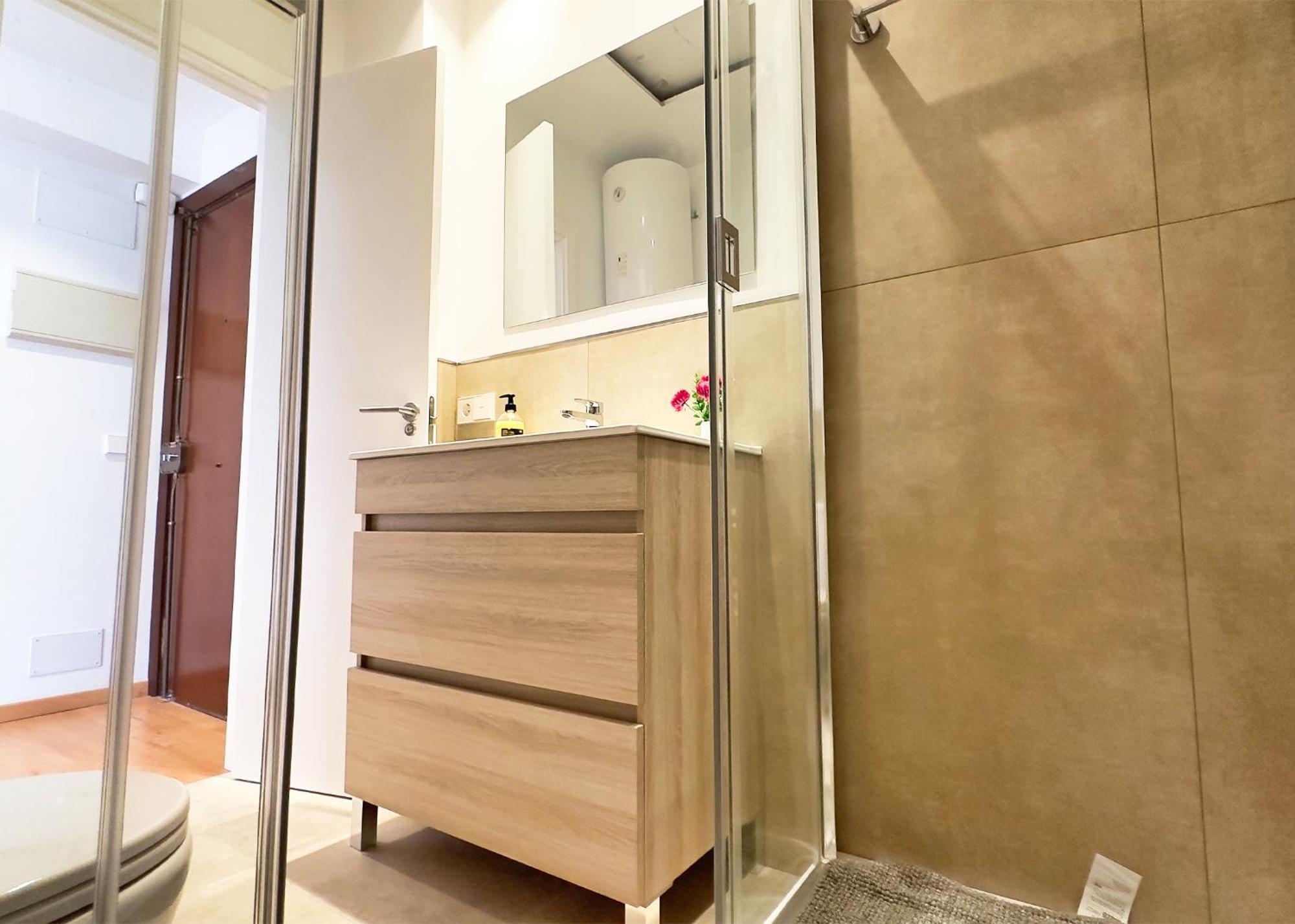Mediterraneo 508. Fantastic Studio On The Beachfront With Sea Views. 마르베야 외부 사진