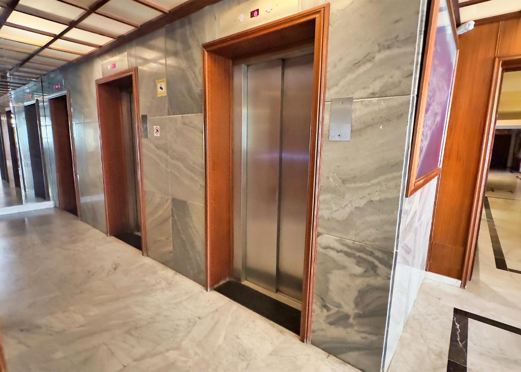 Mediterraneo 508. Fantastic Studio On The Beachfront With Sea Views. 마르베야 외부 사진