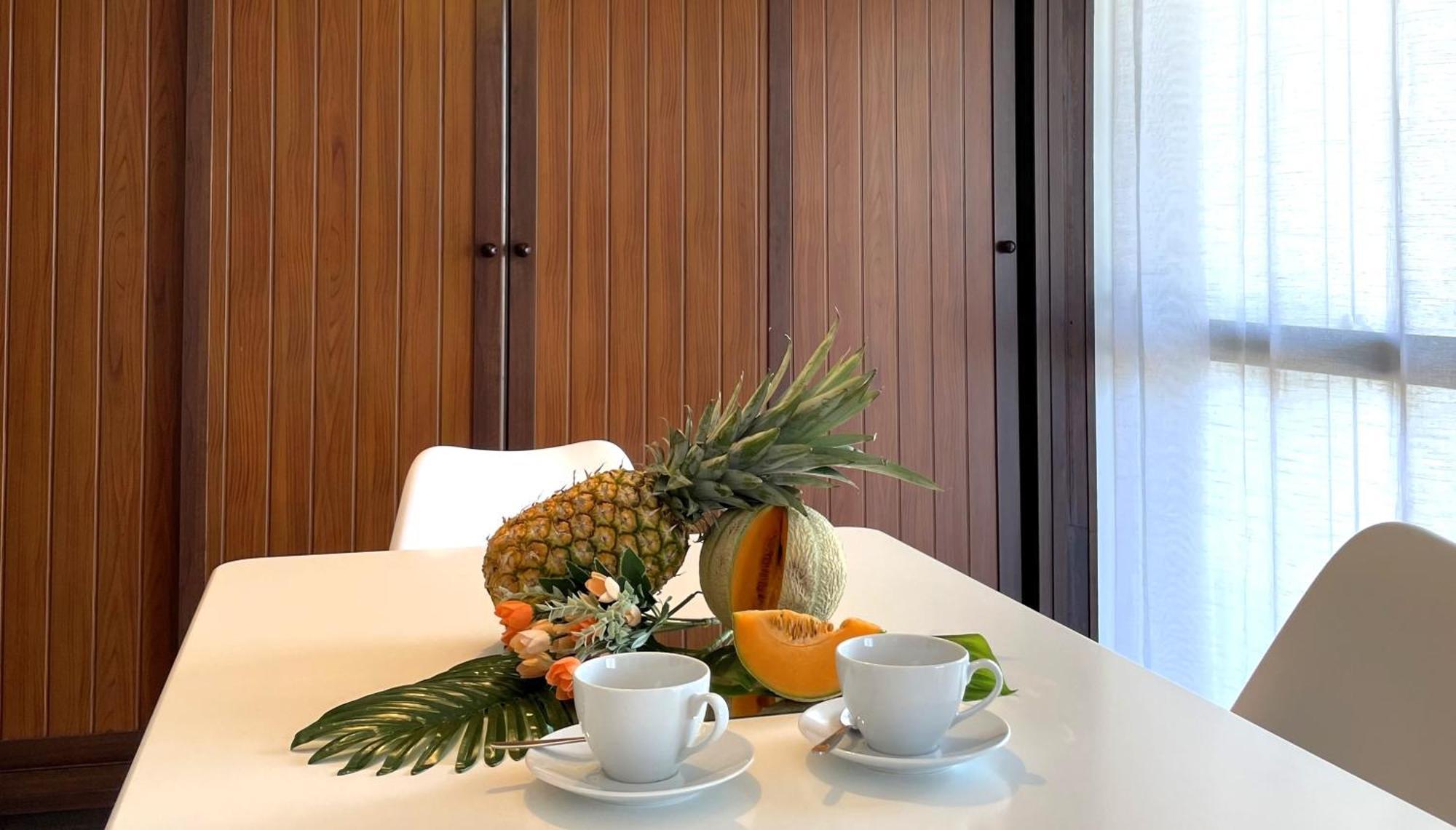 Mediterraneo 508. Fantastic Studio On The Beachfront With Sea Views. 마르베야 외부 사진